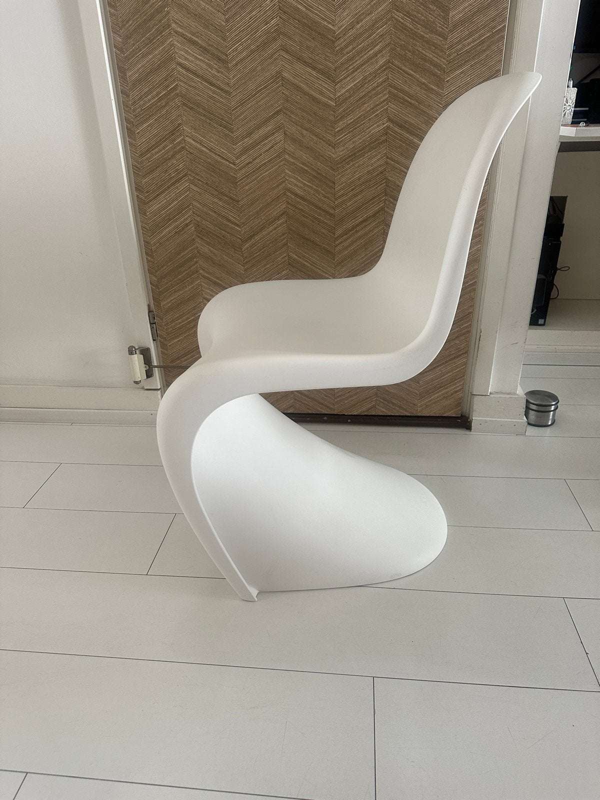 Verner Panton S-stoel - Wit design icoon, Huis en Inrichting, Stoelen, Ophalen, Kunststof, Wit, Zo goed als nieuw