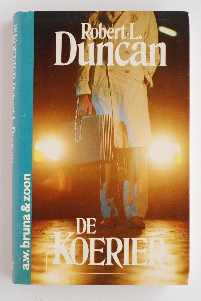 De Koerier - Robert L. Duncan - Vintage Thriller Boek Bruna, Verzenden, Zo goed als nieuw, Robert L. Duncan