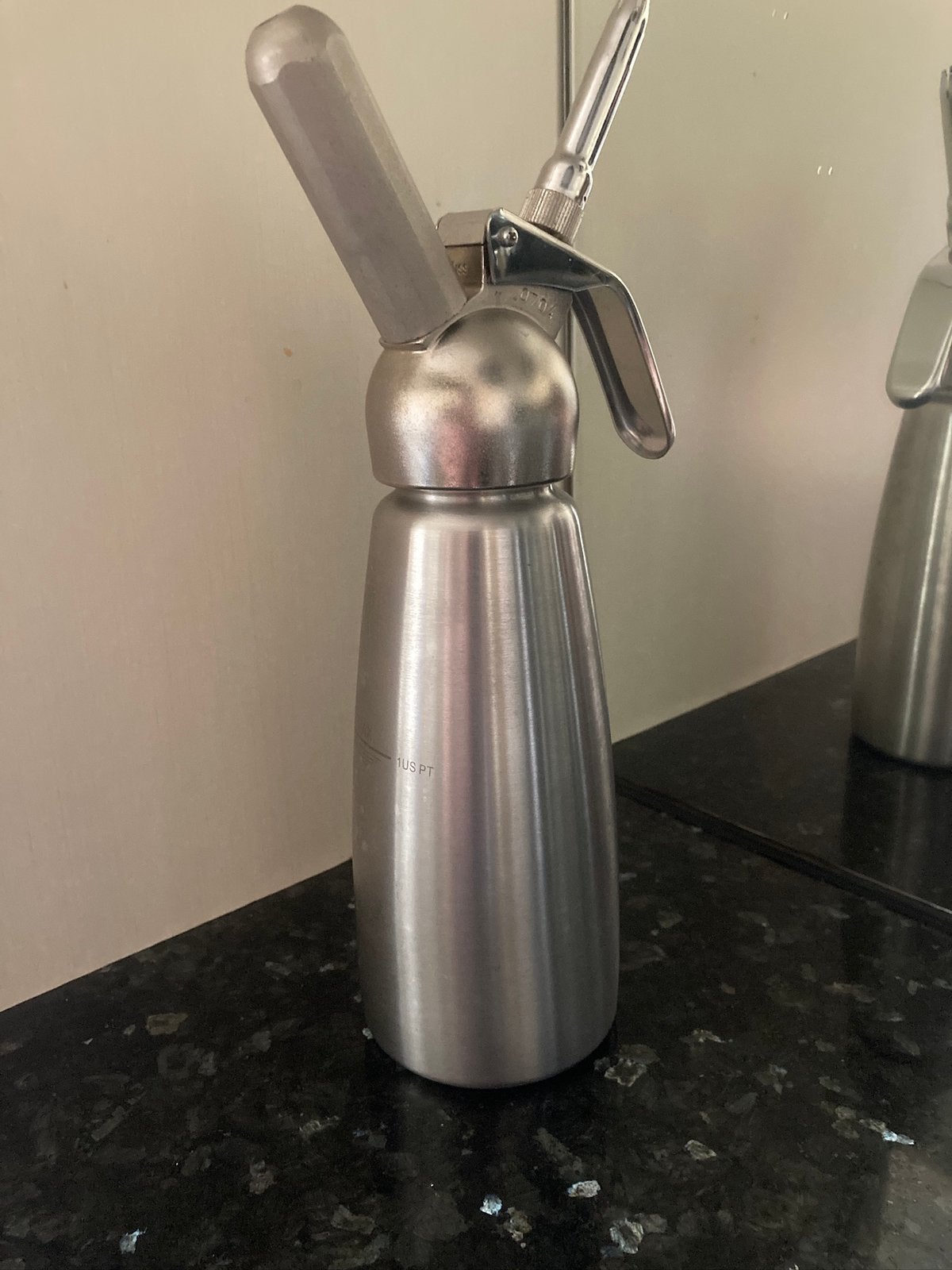 Liss slagroomspuit 0,5 liter - RVS, Huis en Inrichting, Keuken | Keukenbenodigdheden, Overige typen, Zilver, Ophalen of Verzenden