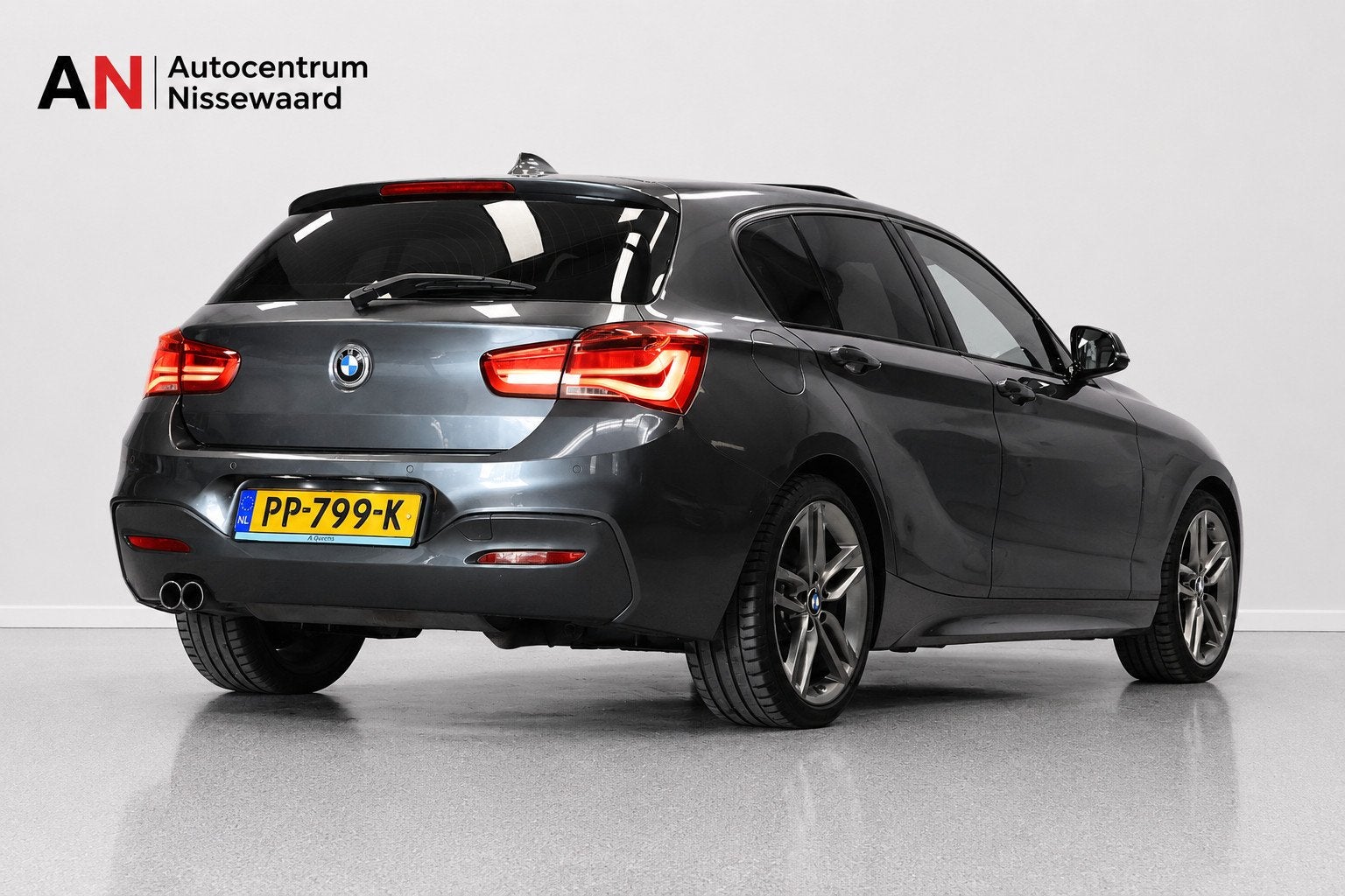 BMW 1-serie 120i M Sport High Executive |Opendak|Carplay|, 1998 cc, Achterwielaandrijving, Gebruikt, 4 cilinders