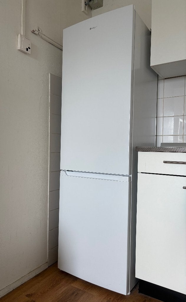 Veripart Koelvriescombinatie (Koelkast met Vriezer) - Wit, Witgoed en Apparatuur, Koelkasten en IJskasten, Zo goed als nieuw, Met aparte vriezer