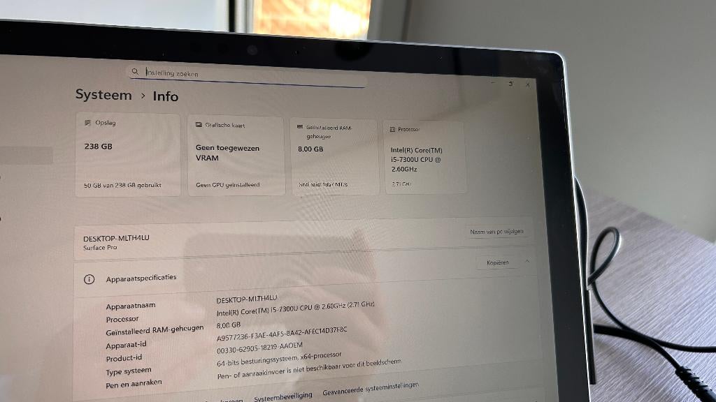 Microsoft Surface Pro 5 - 2017 i5-7300 - 8GB - 256GB - Win11, Computers en Software, Surface Pro, Gebruikt, Verzenden, Uitbreidbaar geheugen