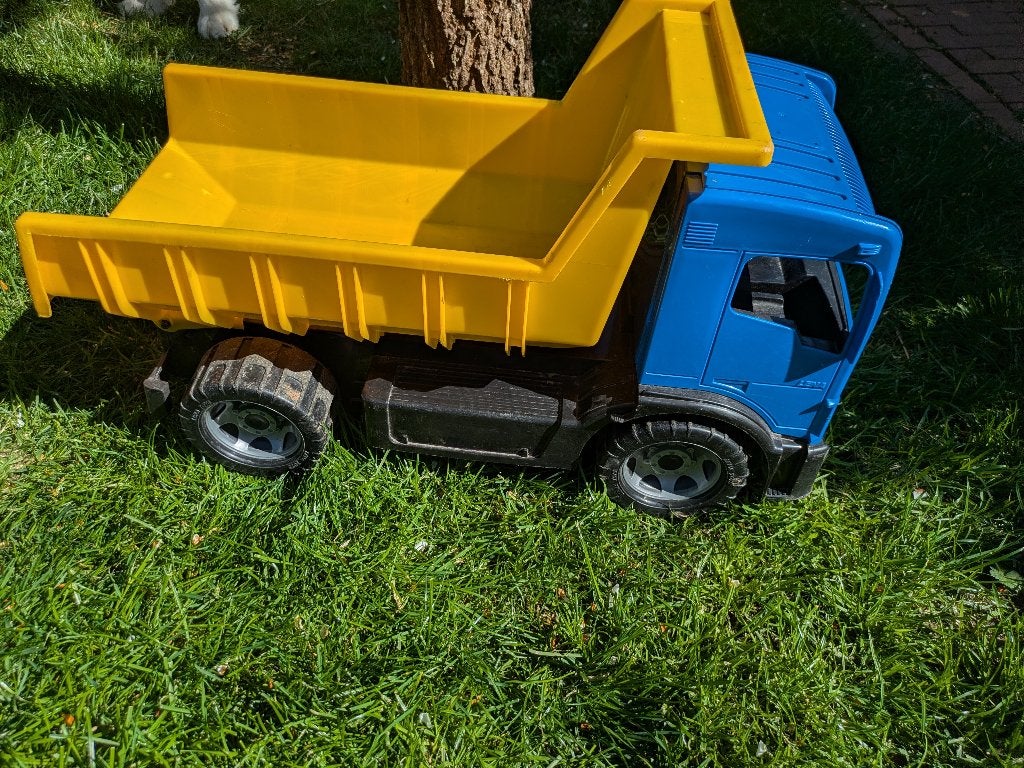 Lena Vrachttruck met Laadbak - Stevig en Duurzaam Speelgoed, Kinderen en Baby's, Speelgoed | Speelgoedvoertuigen, Ophalen of Verzenden