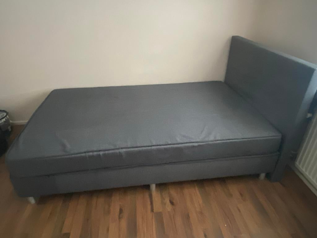 Zo goed als nieuw boxspring bed (120x200) in antraciet, Ophalen, Eenpersoons, Zo goed als nieuw, 120 cm