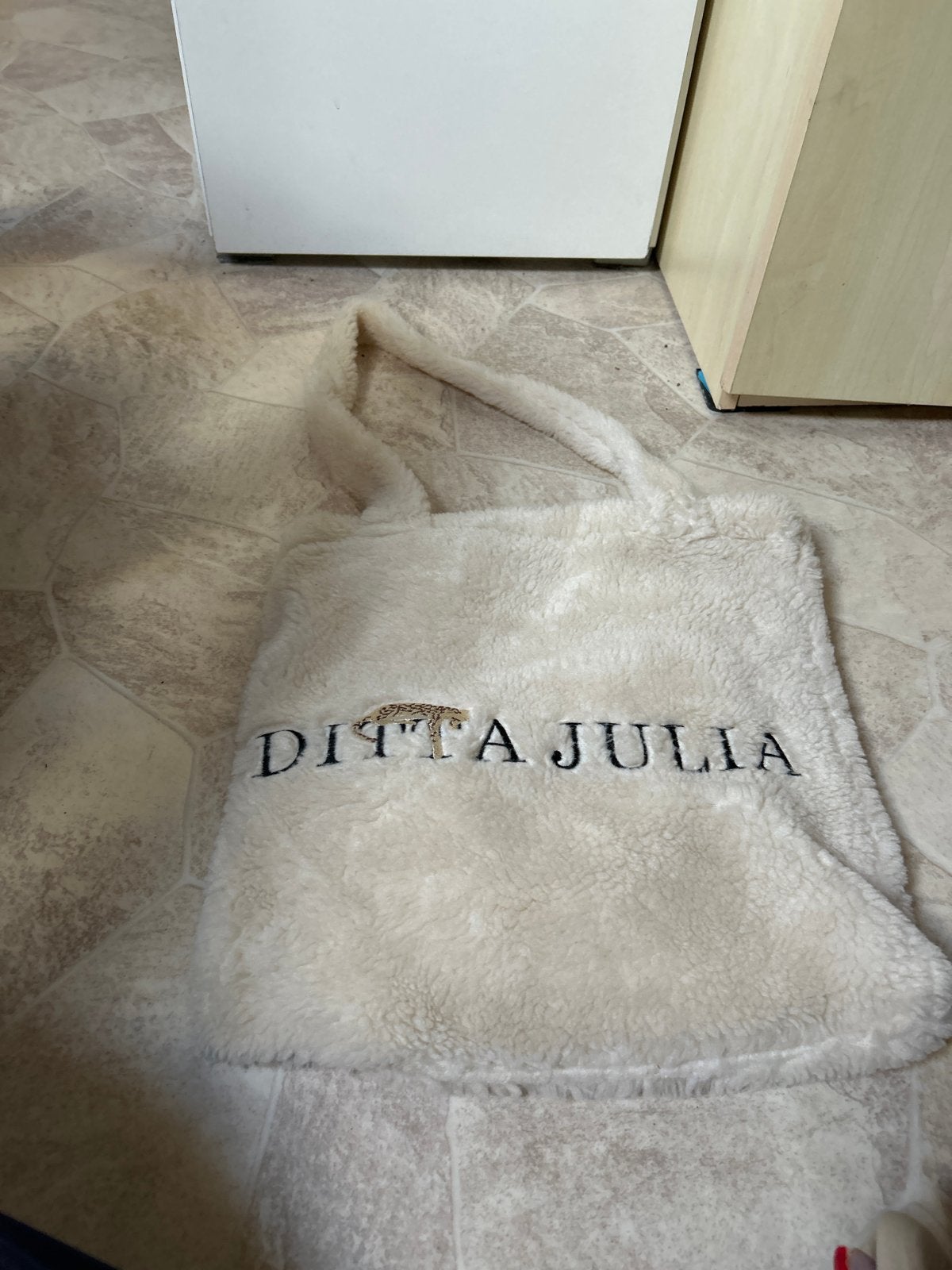 DITTA JULIA Pluizige Shopper Tas - Crème, Ophalen, Gebruikt, Beige, Shopper