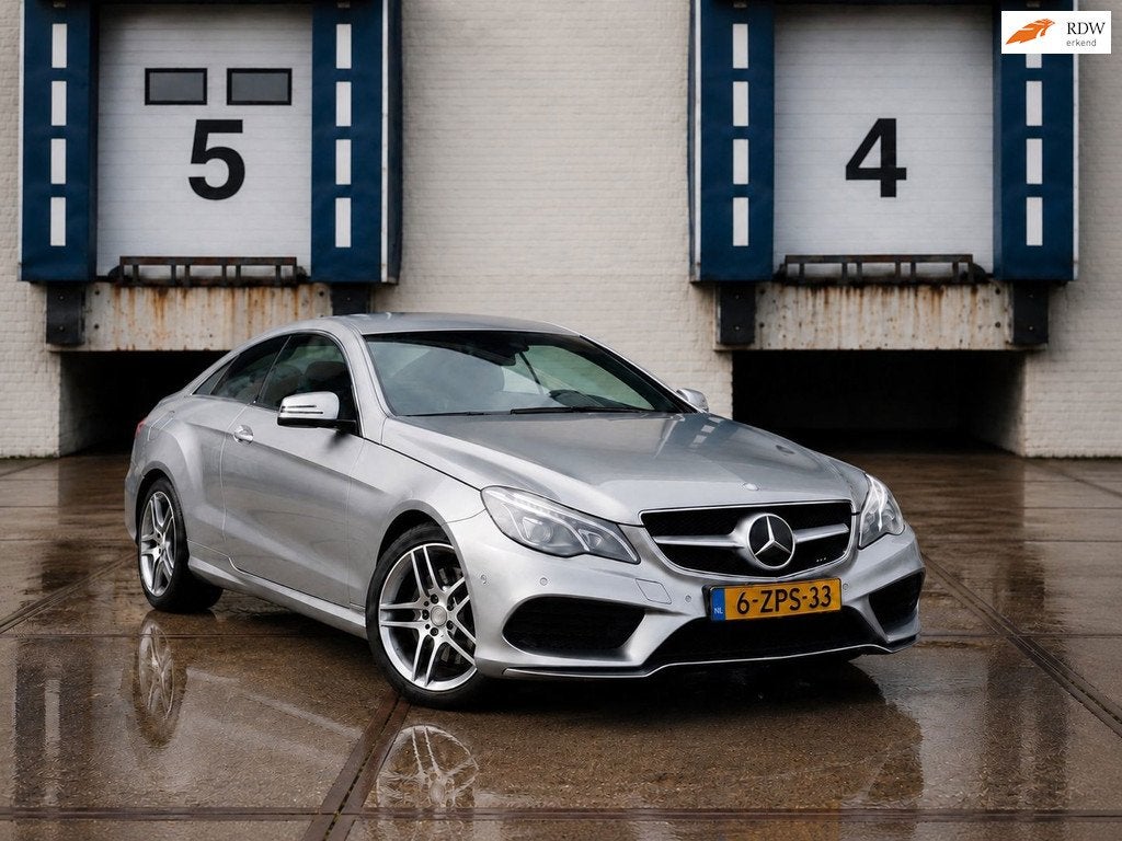 Mercedes-Benz E-klasse Coupé 250 Prestige(211PK+NET+CarPlay, Auto's, Mercedes-Benz, Bedrijf, Te koop, E-Klasse, 360° camera, ABS