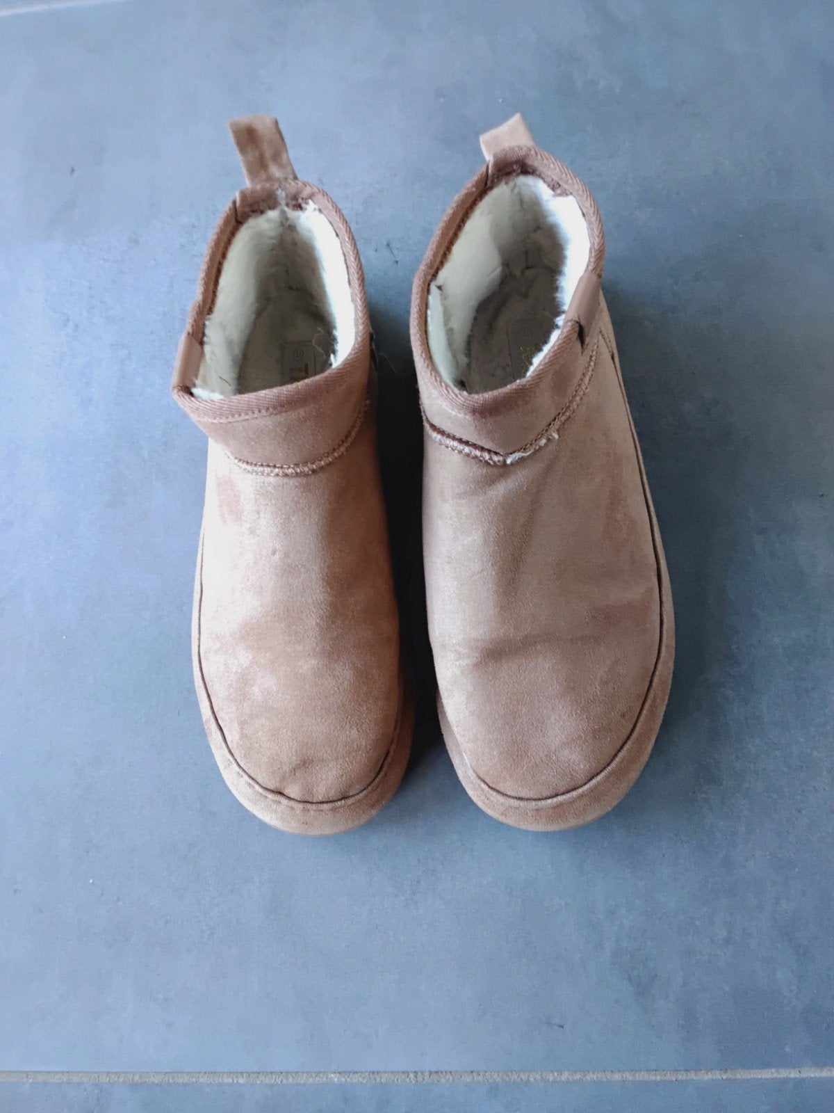 Uggs sloffen pantoffels (niet de originele) maat 41, Bruin, Ophalen of Verzenden, Scapino, Pantoffels of Sloffen