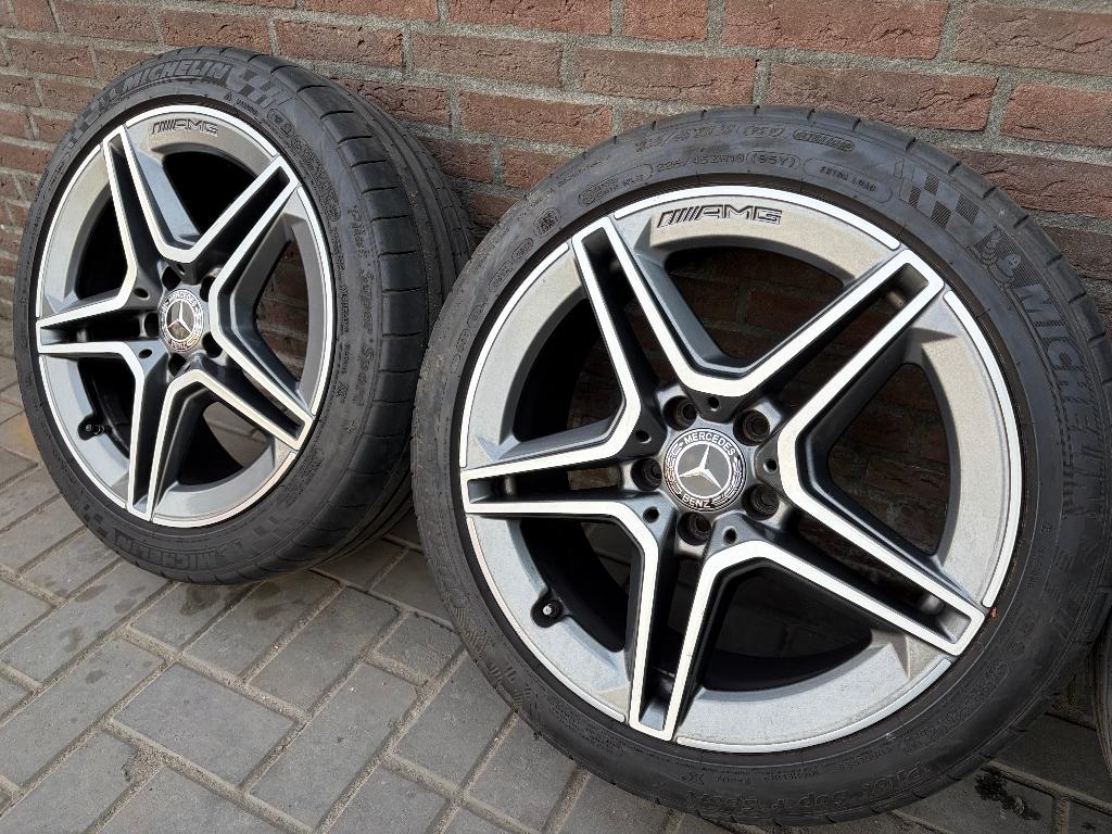 Originele 18 Inch Mercedes AMG-Line breedset velgen+Michelin, Auto-onderdelen, Ophalen, 18 inch, Banden en Velgen, Personenwagen