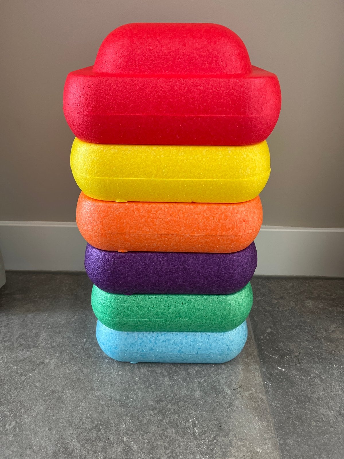 Stapelblokken Regenboog Kleuren (25x25x10 cm per blok), Ophalen, Gebruikt, Jongen of Meisje