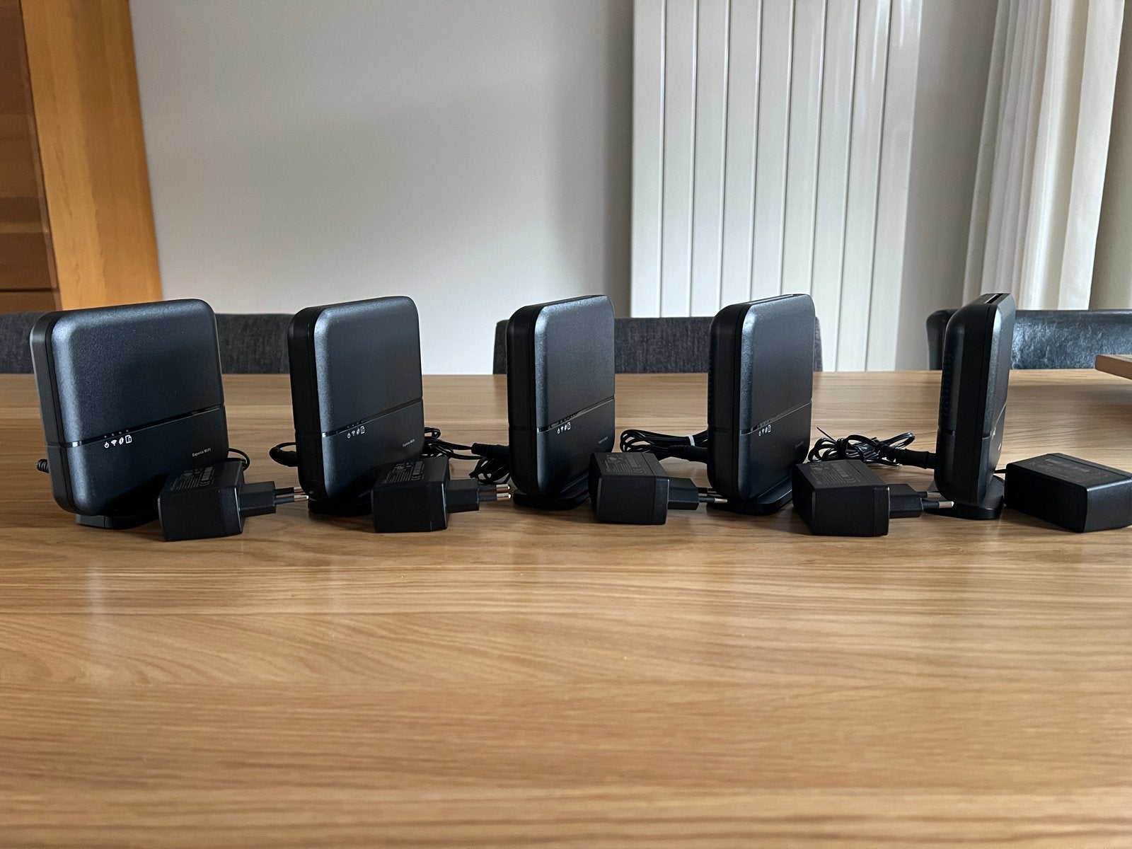 KPN Experia Wifi router zwart - Versterk je netwerk, Computers en Software, Ophalen of Verzenden, Gebruikt, Router
