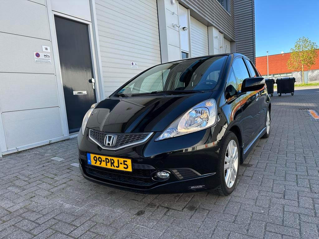 Zeer goede Honda Jazz 1.4 2009 zwart, luxe uitvoering, Voorwielaandrijving, 1046 kg, 40 €/maand, Zwart