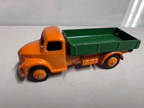 Dinky toy Dodge tipper truck, Ophalen of Verzenden, Zo goed als nieuw, Bus of Vrachtwagen, Dinky Toys