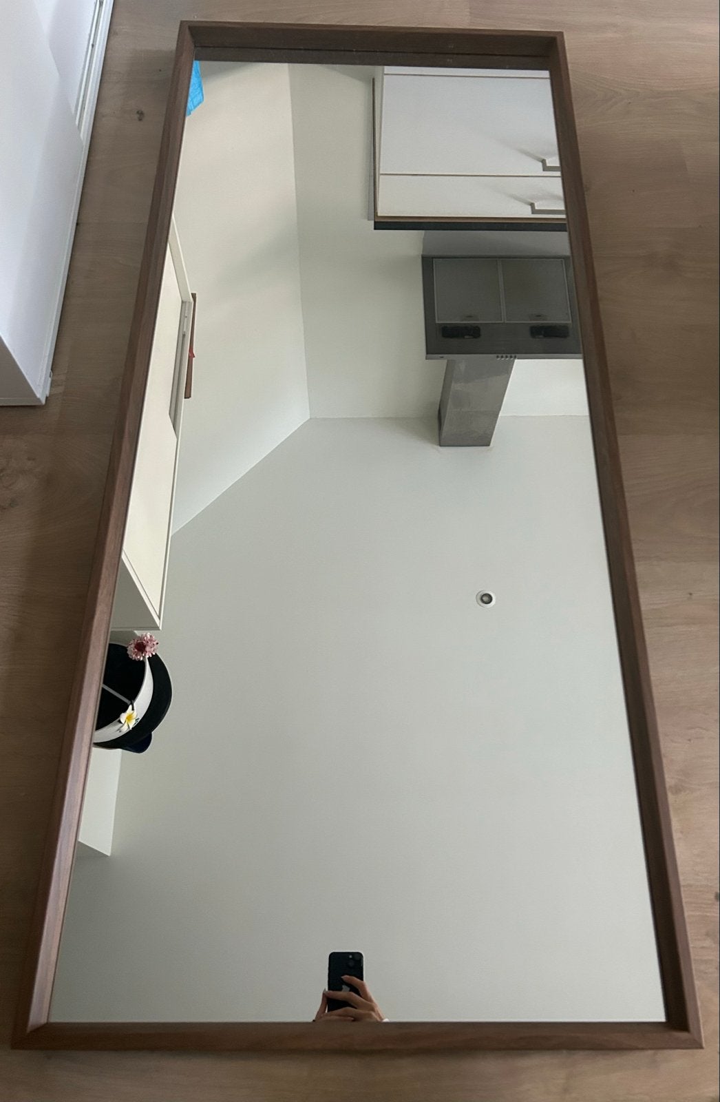 Grote spiegel met houten lijst - big mirror, Ophalen, Zo goed als nieuw, 150 tot 200 cm, Rechthoekig
