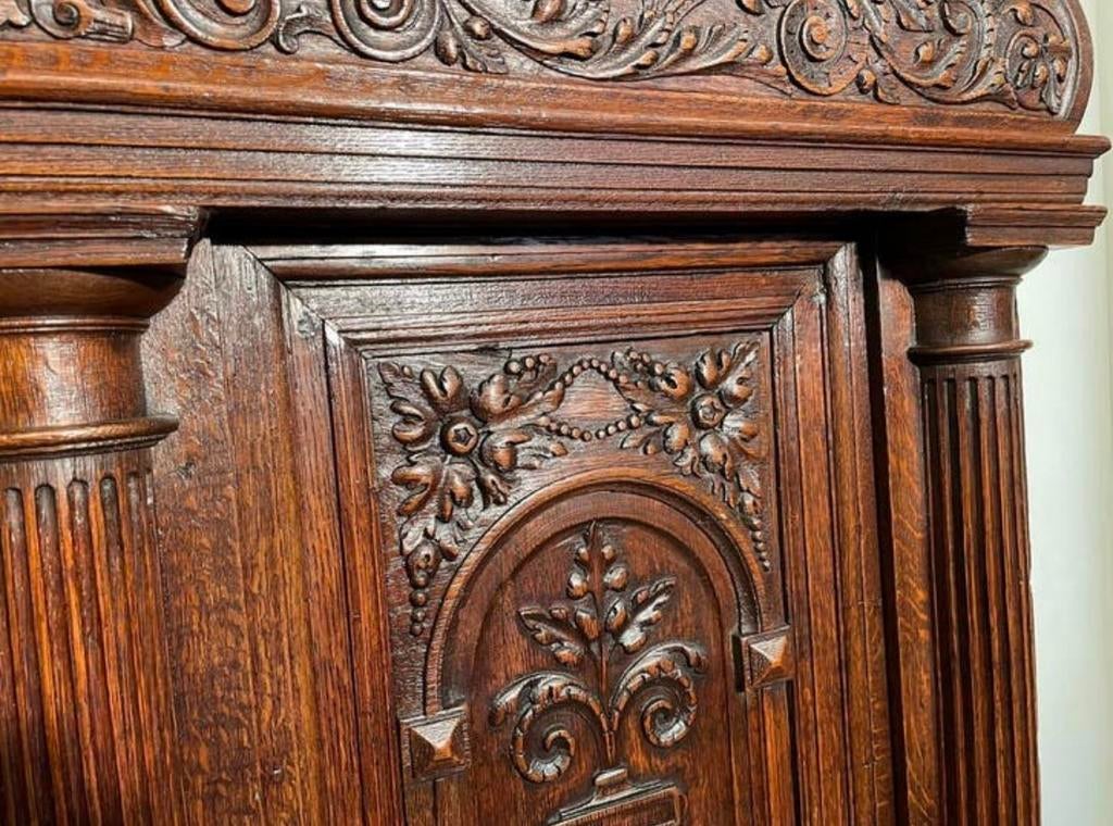 Friesche kast 18 eeuws met zeldzaam smeedijzeren slot, Ophalen