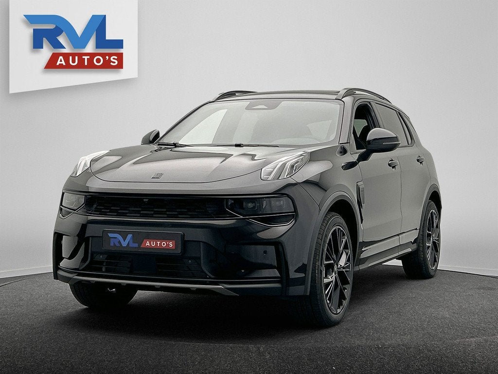 Lynk & Co 01 1.5 Core More Leder | Pano | Stoel+Stuurwielver, Auto's, Lynk & Co, Automatische klimaatregeling, 4 cilinders, Zwart