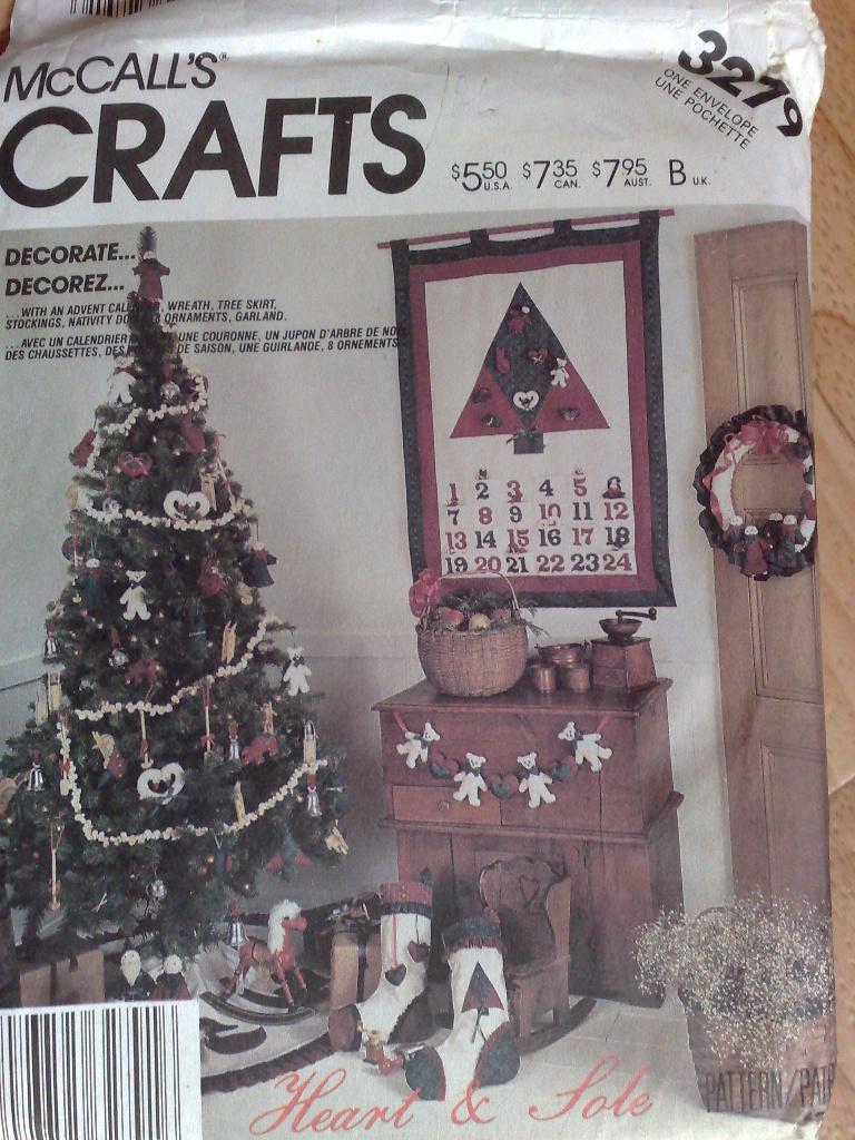 18 x McCall's naaipatronen ,Kerstmis ,Decoraties, Hobby en Vrije tijd, Kledingpatronen, Verzenden, Zo goed als nieuw, Vrouw, Overige merken
