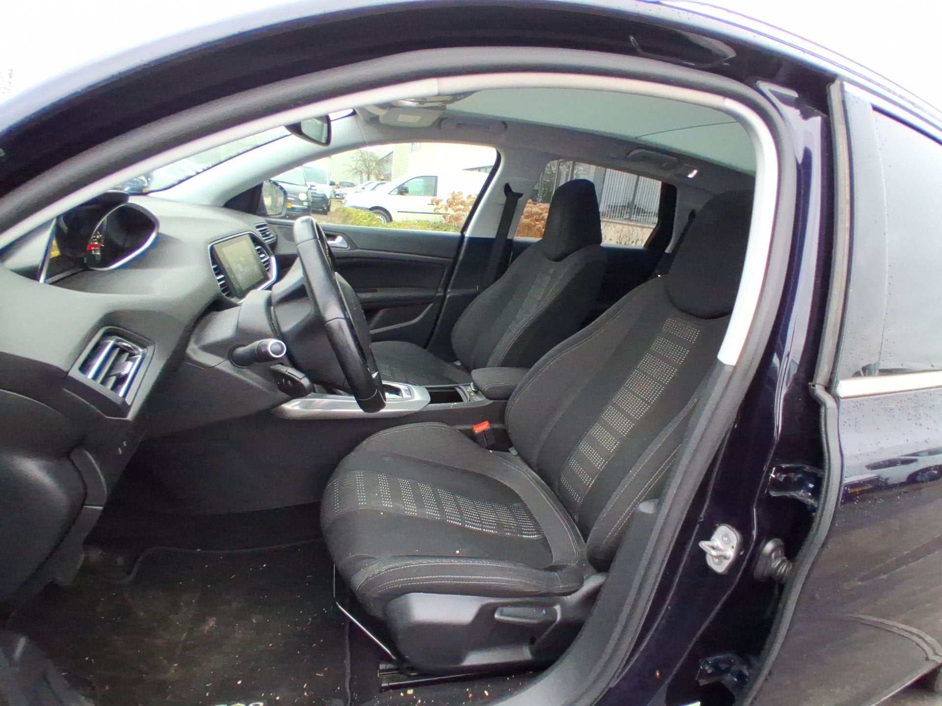 Peugeot 308 SW 1.2 T Allure |PANO|CAMERA|CRUISE|ORGNL|NAP| 1, Stof, Gebruikt, Euro 6, 1199 cc