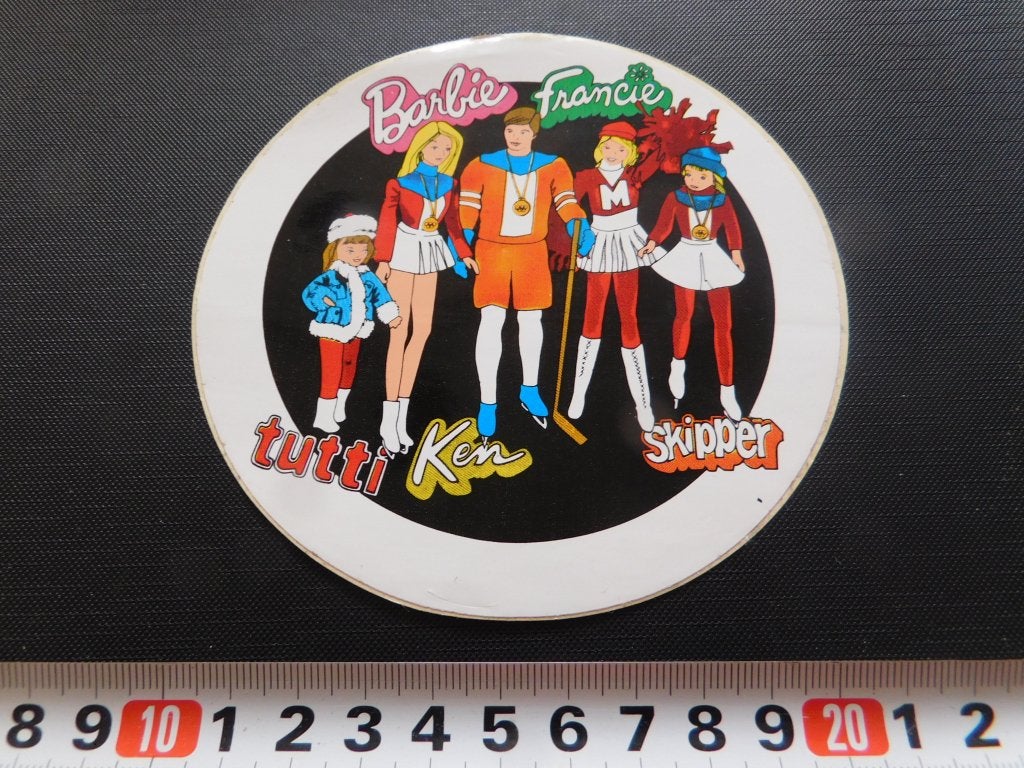sticker BARBIE FRANCIE  TUTTI  KEN  SKIPPER  *, Ophalen of Verzenden, Zo goed als nieuw