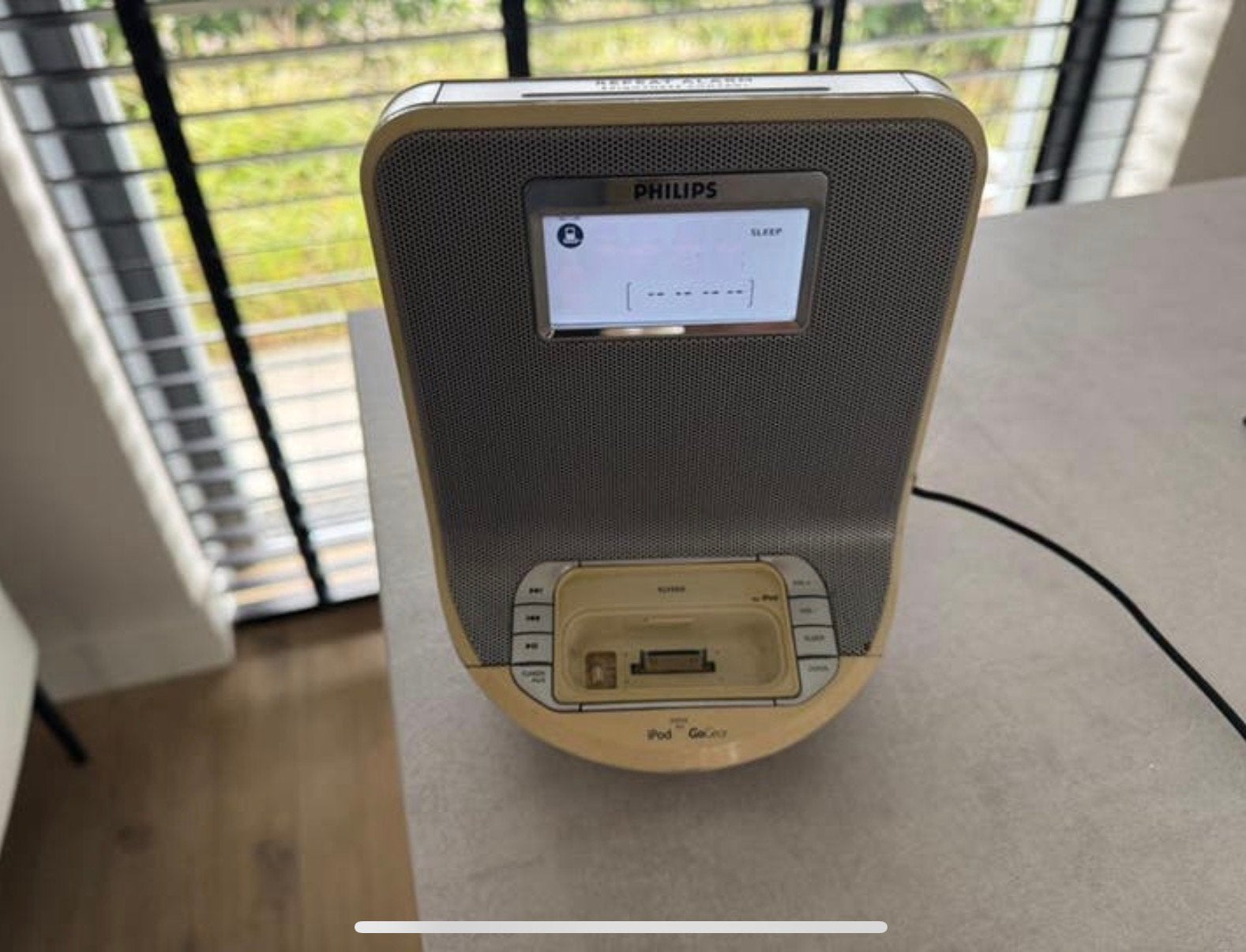 Philips AJ300D Apple iPod dock, Ophalen of Verzenden, Zo goed als nieuw