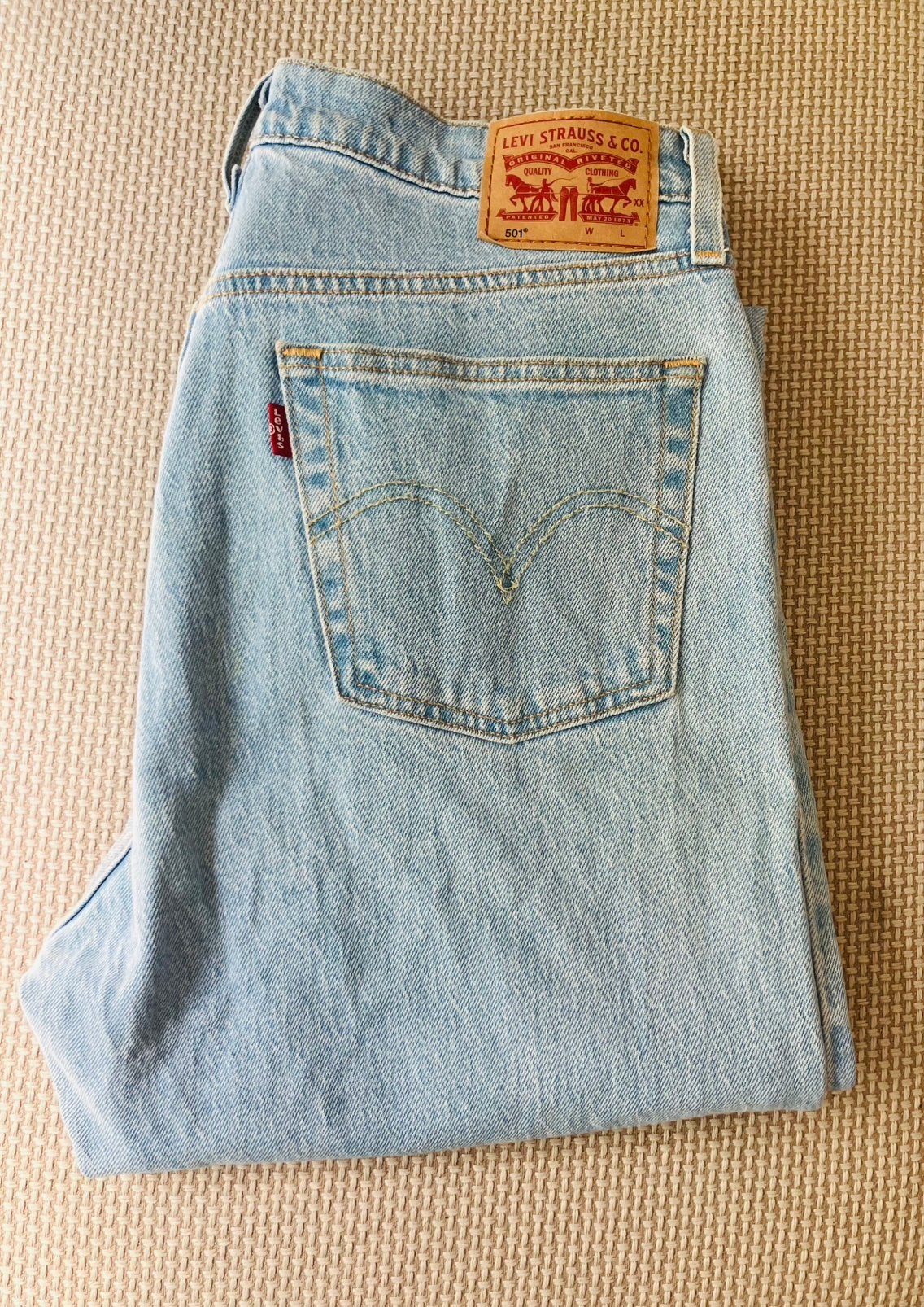 Levi’s 501 lichte wassing W29 L30, Ophalen of Verzenden, Zo goed als nieuw, Blauw, W28 - W29 (confectie 36)