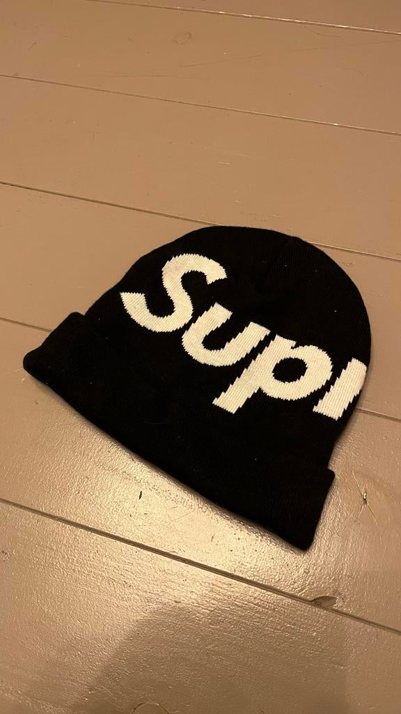 Originele Supreme Beanie Muts - Zwart met Wit Logo, Ophalen, Zo goed als nieuw, Muts