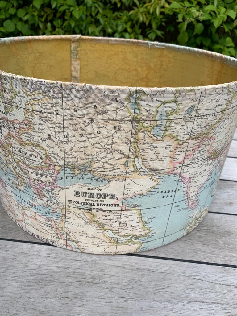 Landkaart lampenkap, Ophalen of Verzenden, Zo goed als nieuw, Rond, 25 tot 50 cm