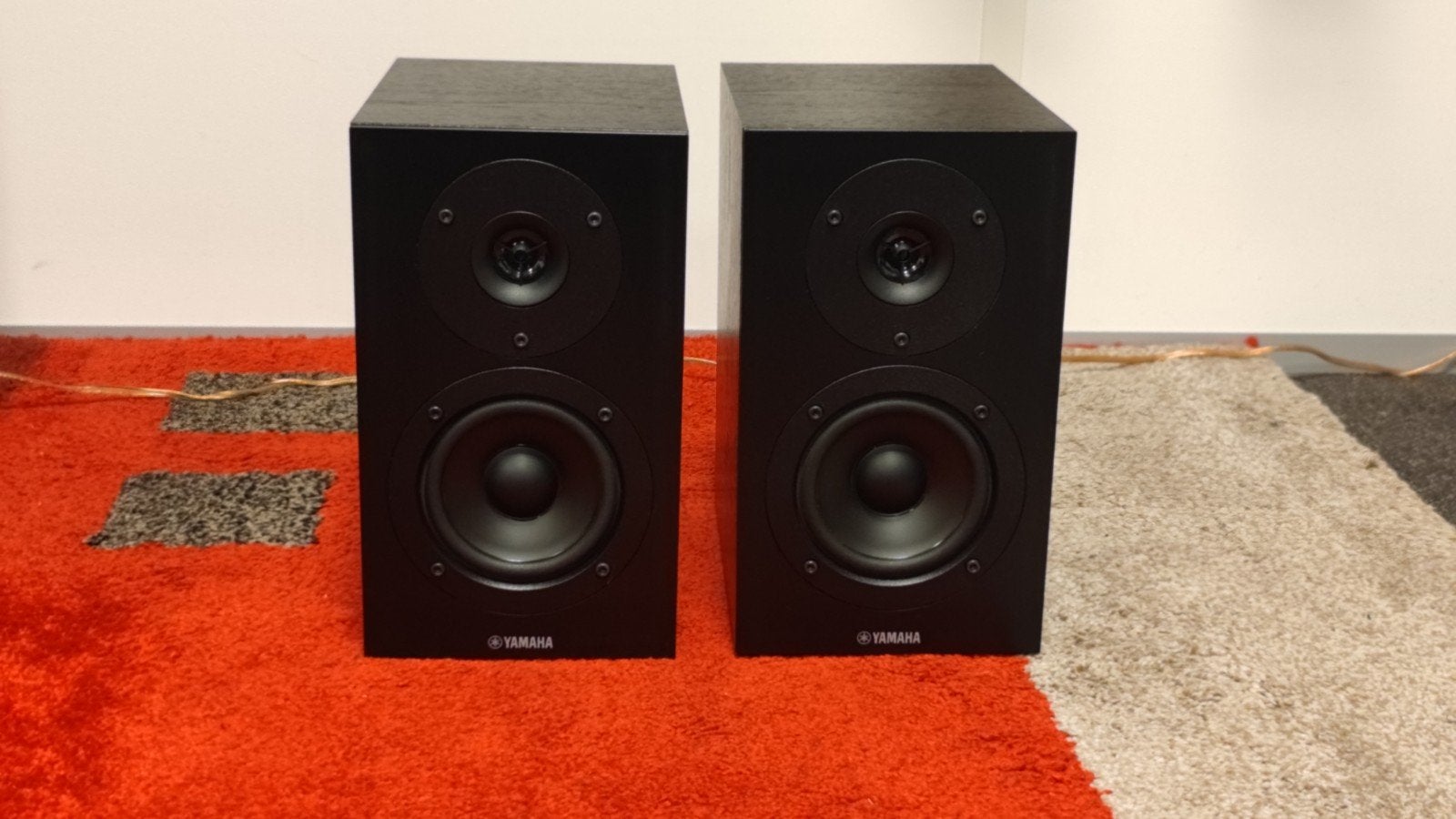 Yamaha NS-BP150, Ophalen of Verzenden, Zo goed als nieuw, Front, Rear of Stereo speakers, Overige merken