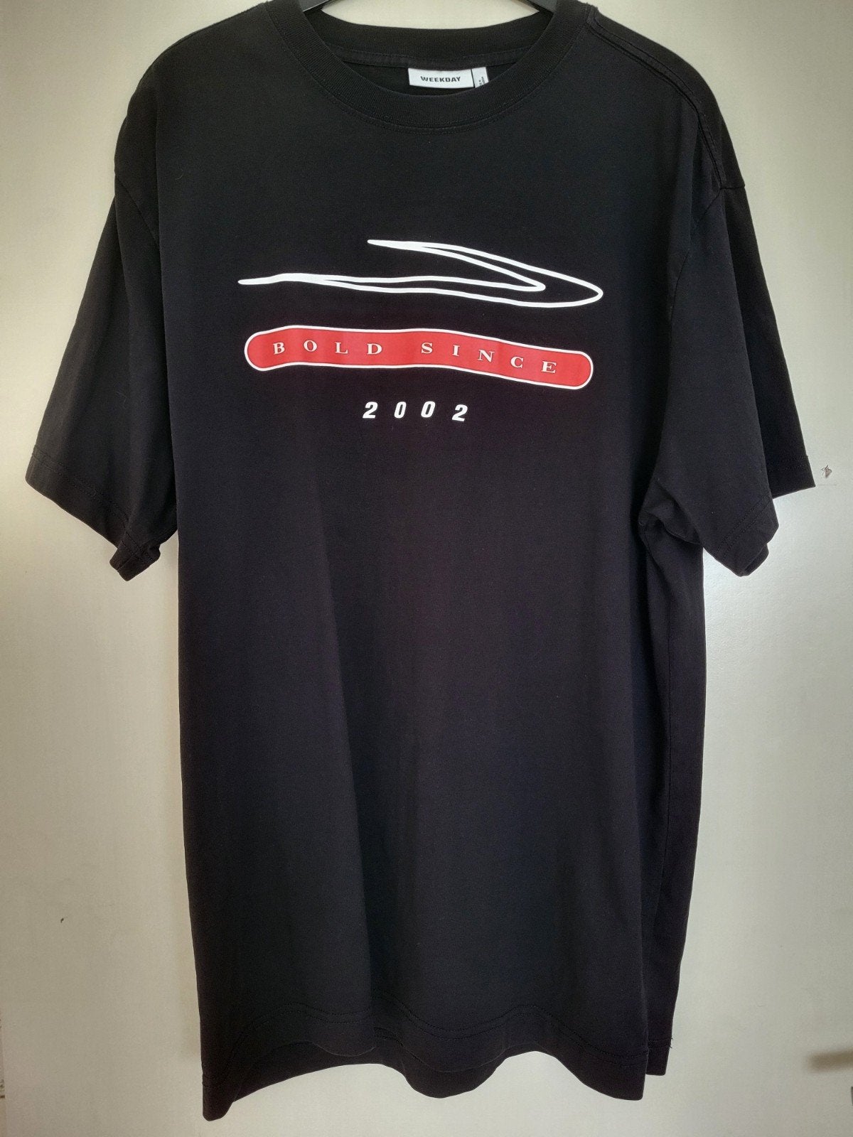T-shirt van Weekday M, Zwart, Zo goed als nieuw, Weekday, Verzenden