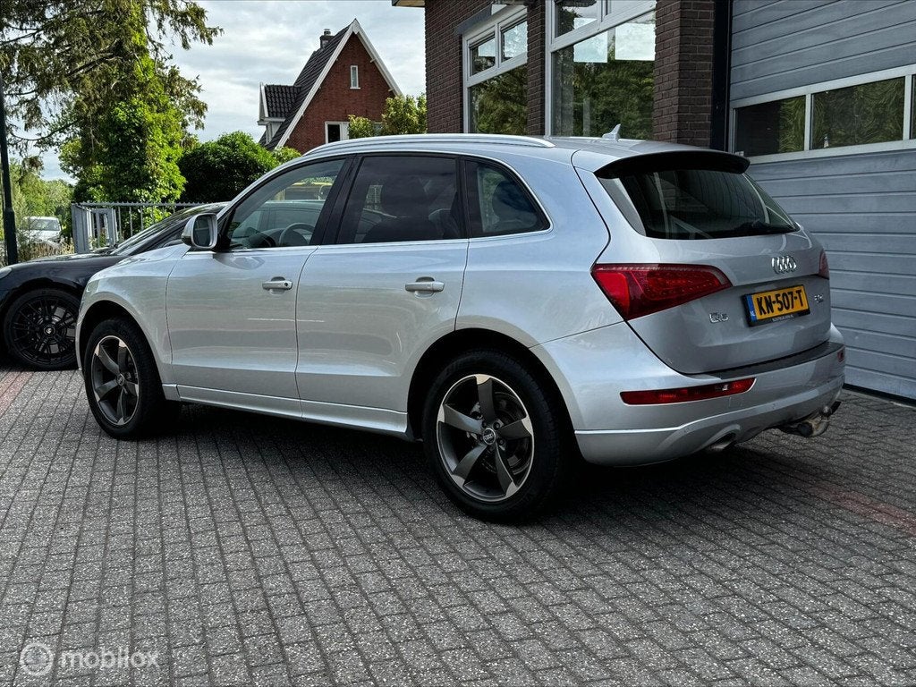 Audi Q5 2.0 TFSI QUATTRO AUT NAVI/CRUISE/PDC/TREKHAAK, Auto's, Automaat, Euro 5, Gebruikt, Parkeersensor