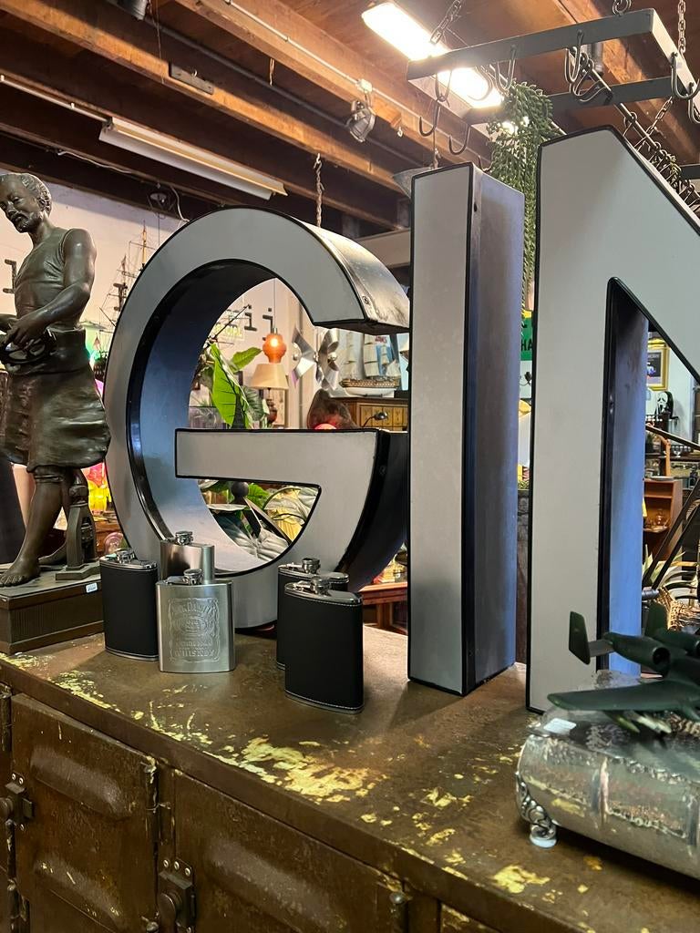 Grote oude gevel reclame GIN losse letters 60 cm, Verzamelen, Merken en Reclamevoorwerpen, Ophalen, Reclamebord, Gebruikt, Nvt