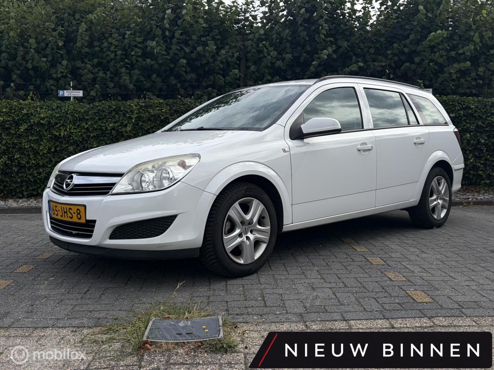 Opel Astra Wagon 1.6 Business INRUILKOOPJE / AIRCO / CDV / G, Voorwielaandrijving, Gebruikt, Zwart, Wit