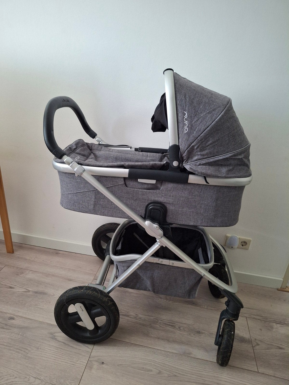 kinderwagen nuna grijs, Ophalen, Gebruikt, Overige merken