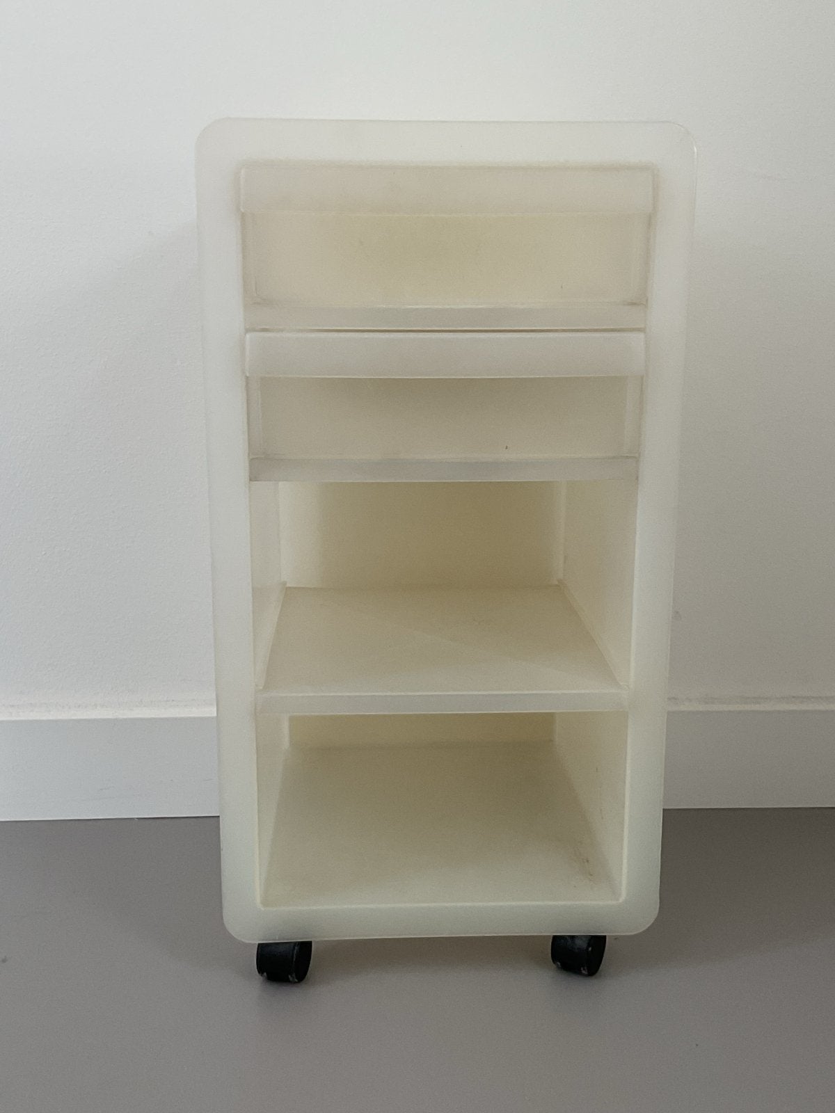 2x Vintage IKEA Nachtkastje op wieltjes - Kunststof, Kunststof, Gebruikt, Minder dan 45 cm, 55 tot 70 cm