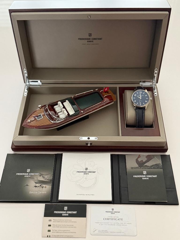 Frederique Constant Runabout Limited Blue 42 mm blauw / 2023, Staal, Polshorloge, Ophalen, Overige merken