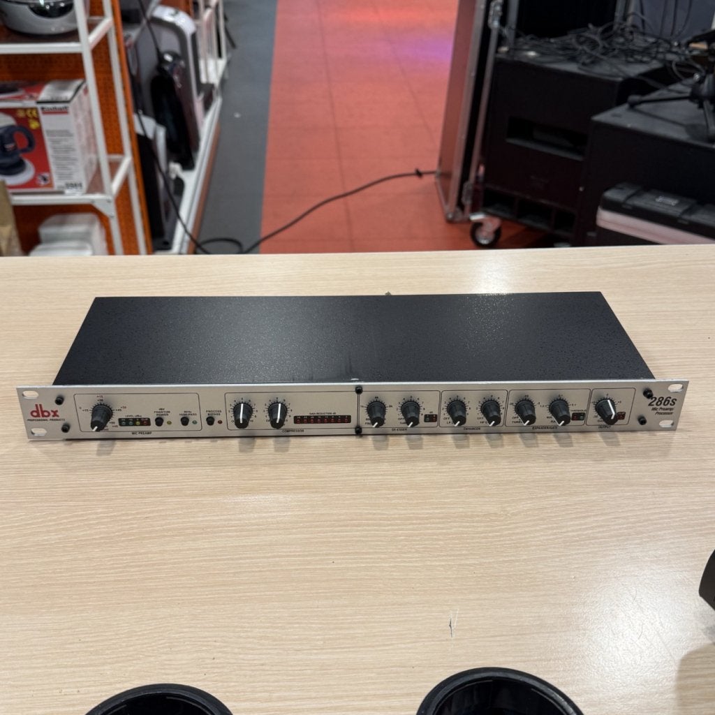 DBX 286S Microfoon voorversterker in nette staat, Flex Ltd., Zo goed als nieuw, https://flex.com/contact-us, Nobelstraat 10, 5807 GA Oostrum LB, Limburg, Nederland