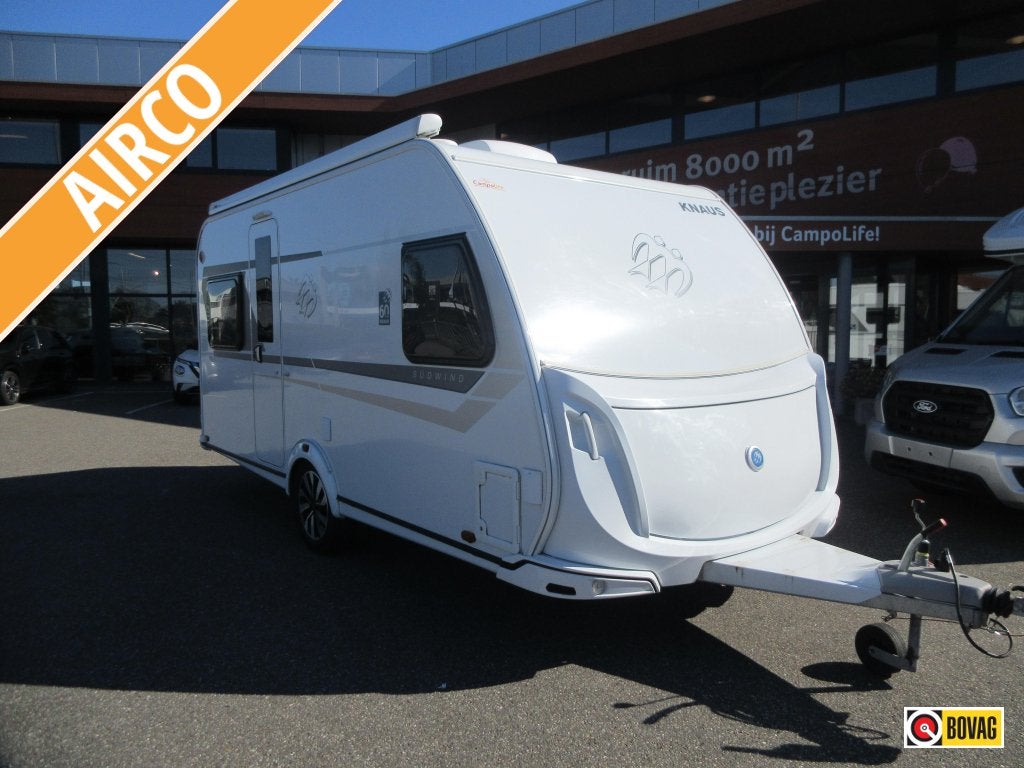 Knaus Sudwind 60 Years 450 FU ZEER NETJES, VASTE LUIFEL, Rondzit, Lengtebed, Schokbreker, Knaus