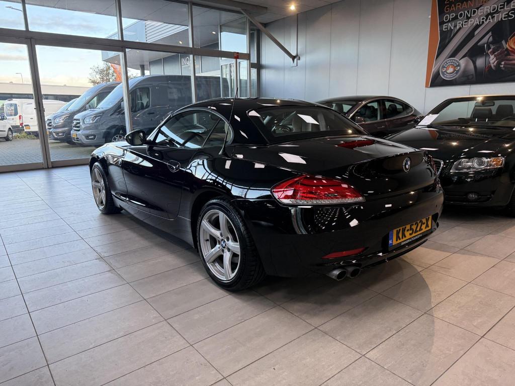 BMW Z4 Roadster sDrive23i 204PK Handgeschakeld Executive, Auto's, BMW, Gebruikt, Beige, 2497 cc, Cabriolet