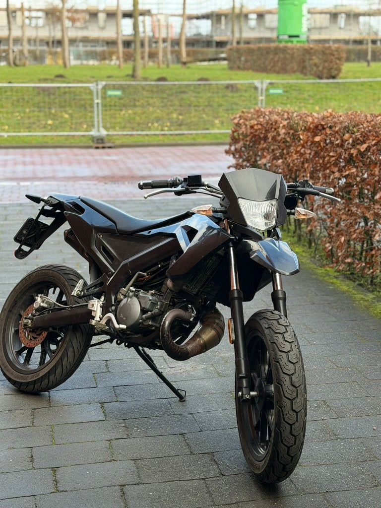 Derbi Senda SM Xtreme 2019 - Leovince uitlaat, onbegrensd, Ophalen, 6 versnellingen, Gebruikt, Maximaal 45 km/u