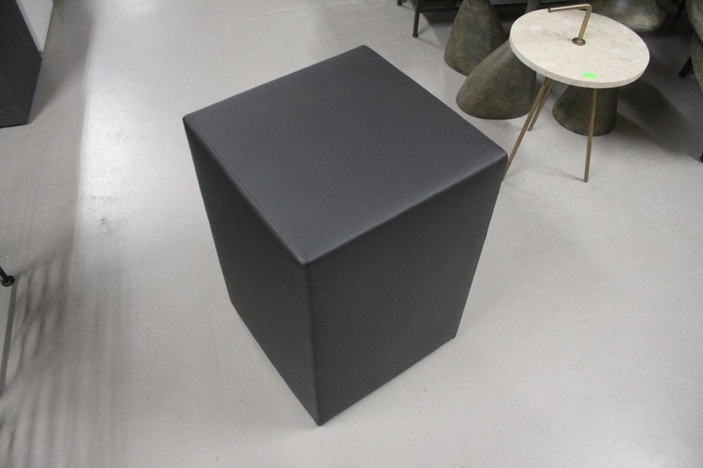 2x vierkante hocker nachtkastje kunstleer antraciet 40x40x60, Ophalen, Minder dan 50 cm, Vierkant, Nieuw