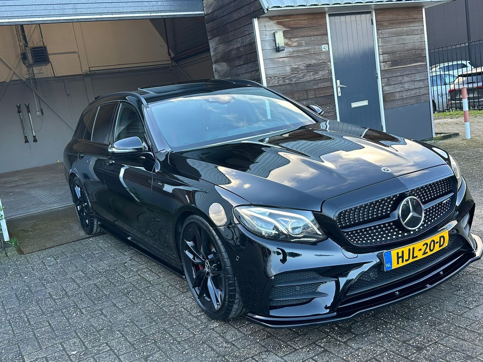 Mercedes-Benz E-Klasse E53 AMG 512pk 4MATIC+ AMG Speedshift, Auto's, Mercedes-Benz, Automaat, 435 pk, Zwart, Zwart