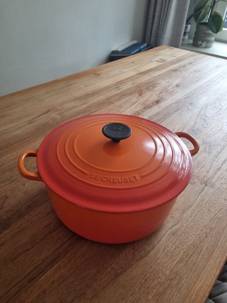 Le crueset pan 28, Gebruikt, Le Creuset, Ophalen of Verzenden, Met deksel