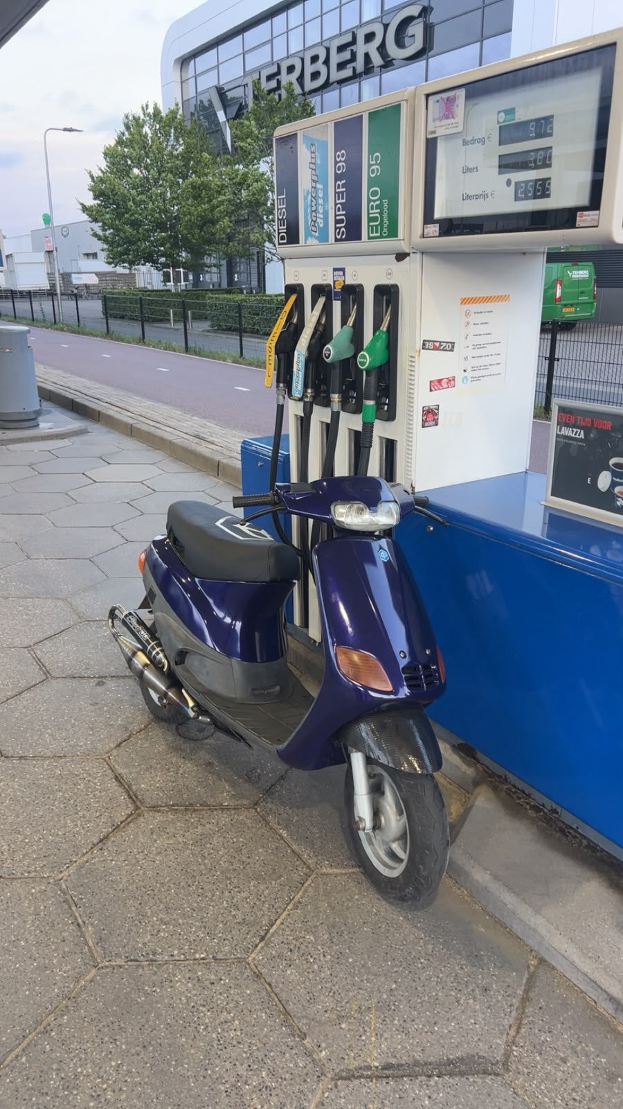 Zip type 3 met wok, Ophalen, Zo goed als nieuw, Tweetakt, Piaggio