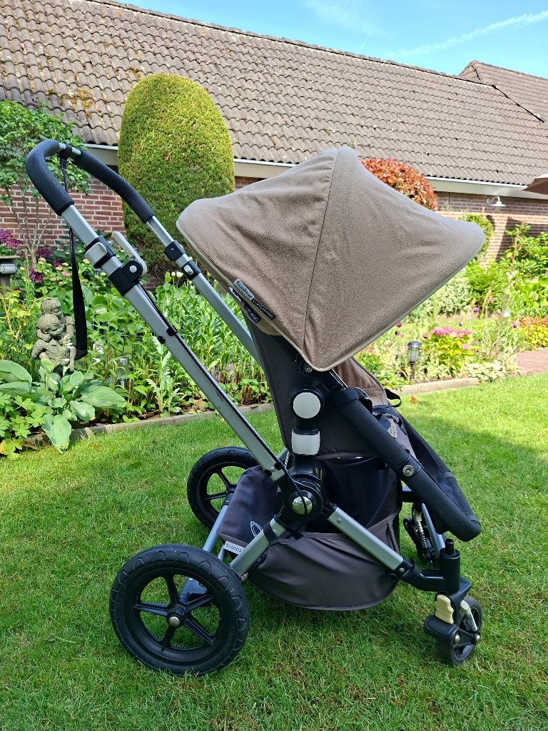 Kinderwagen compleet Bugaboo met voetenzak, Ophalen, Gebruikt, Bugaboo, Luchtbanden