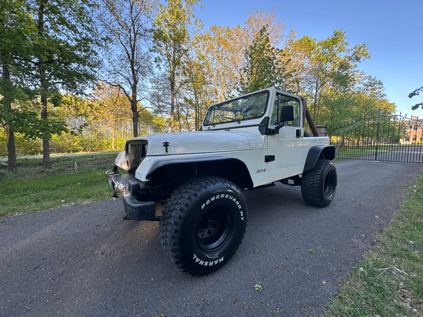 Jeep Wrangler Laredo 1988 Automaat, Auto's, Jeep, Automaat, 4200 cc, Leder en Stof, Vierwielaandrijving