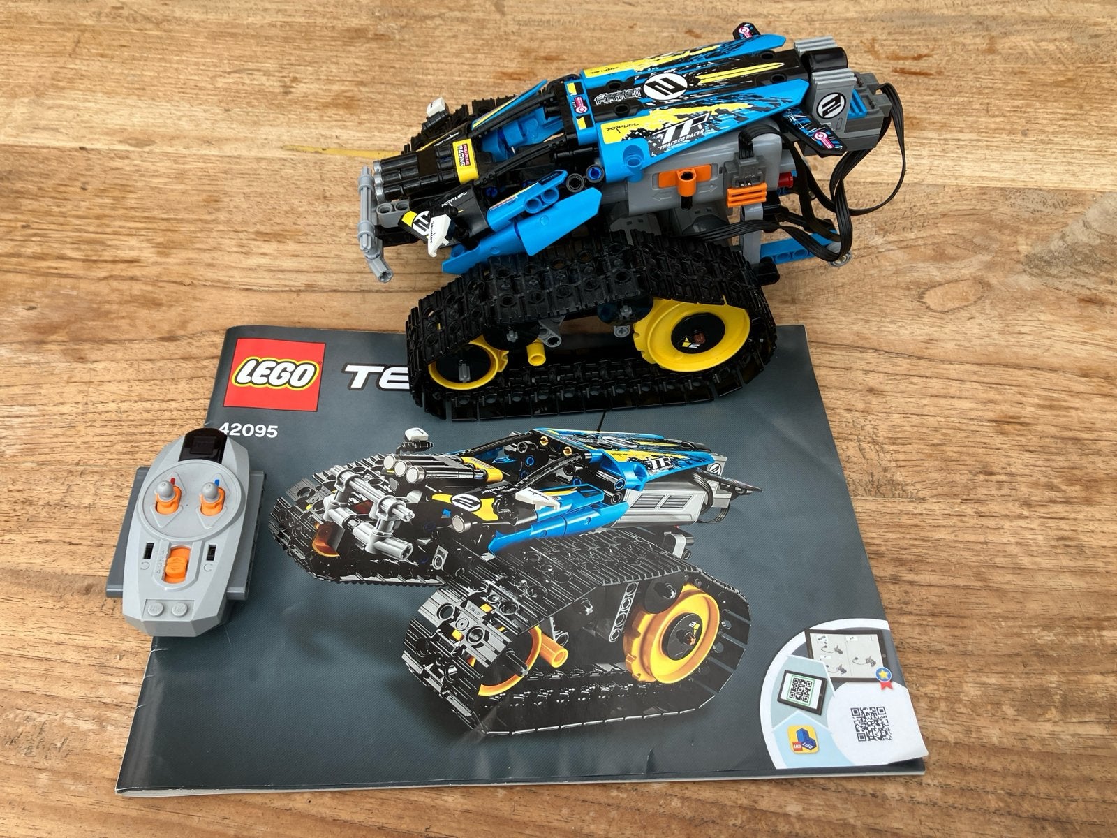 LEGO Technic 42095 RC Stunt Racer met afstandsbediening, Ophalen of Verzenden, Zo goed als nieuw, Overige merken