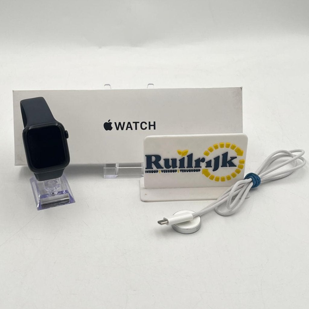 Apple Watch SE 3 44MM GPS + 5G smartwatch - Met garantie, Apple, Zo goed als nieuw, Support@apple.com, One Apple Park Way
Cupertino, CA 95014
United States