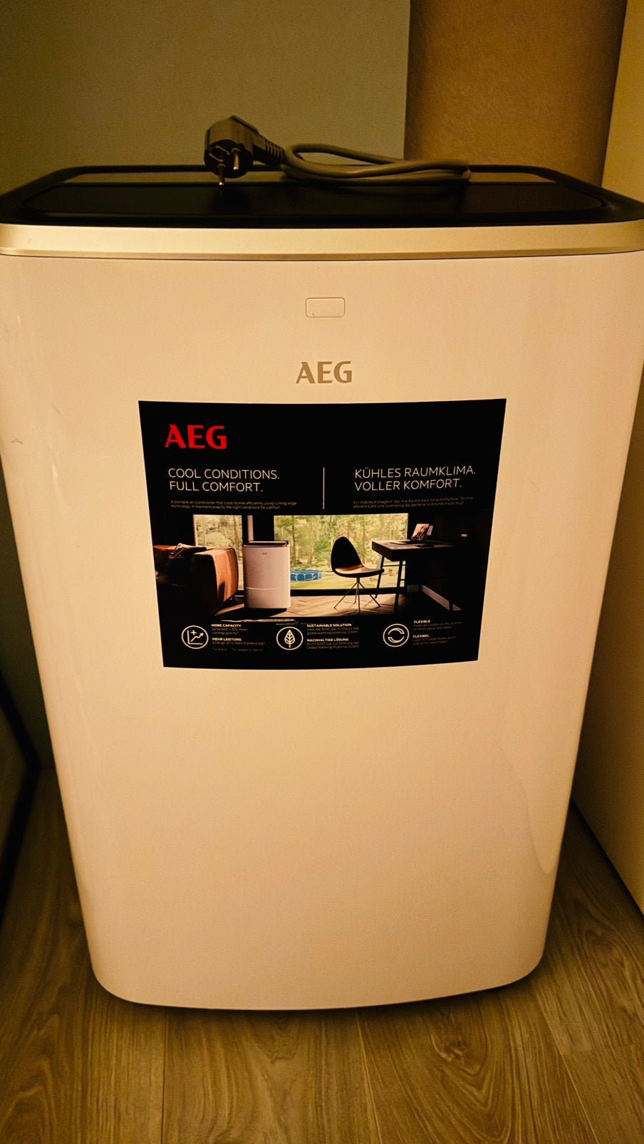 AEG AXP35U538CW Mobiele Airco 12.000 BTU / 3,5 kW, Ophalen, 3 snelheden of meer, Zo goed als nieuw, Koelen en Ontvochtigen
