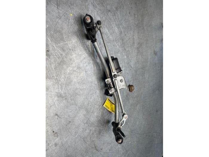 Ruitenwismotor + Mechaniek van een Peugeot 2008, Gebruikt, -, -, Ophalen of Verzenden