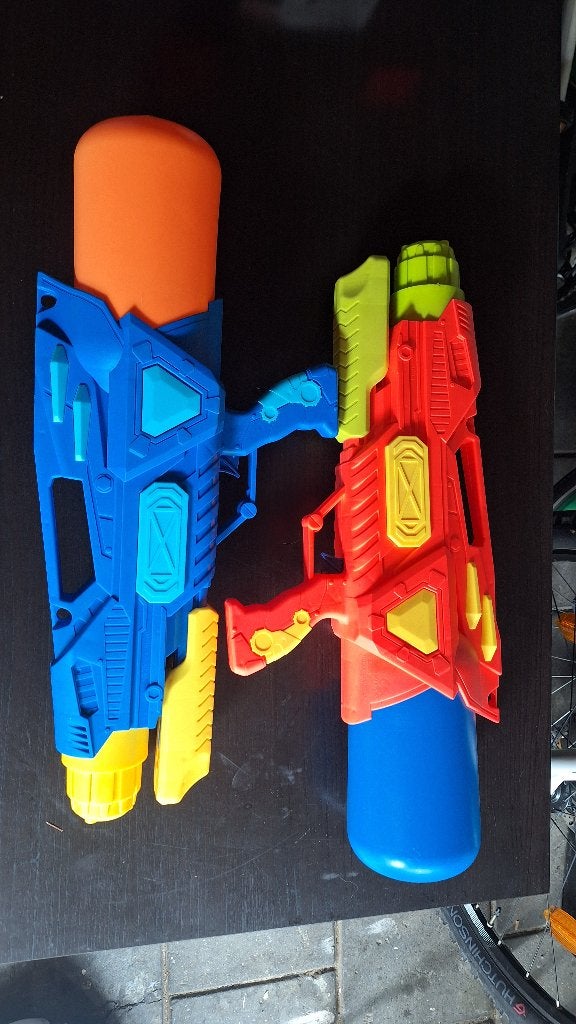 Water pistols, Ophalen, Zo goed als nieuw