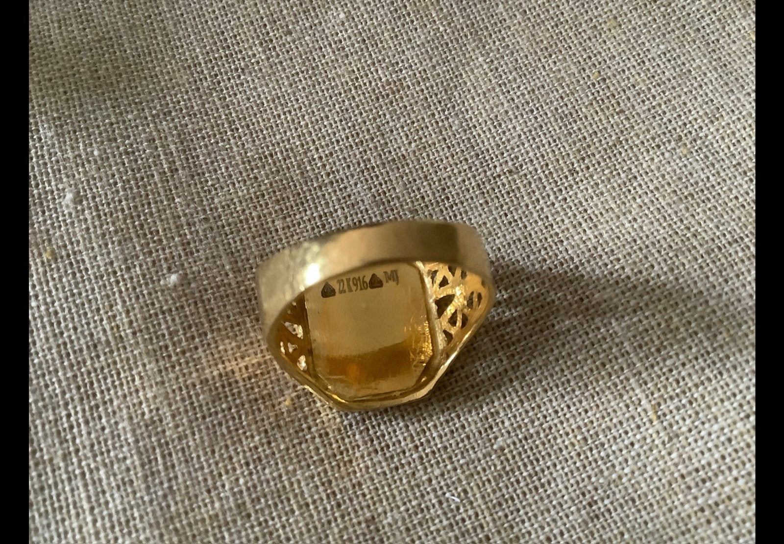 Vintage gouden Unieke ring letter A , Diamant , 22 kar 916, 18 tot 19, Verzenden, Zo goed als nieuw, Dame of Heer